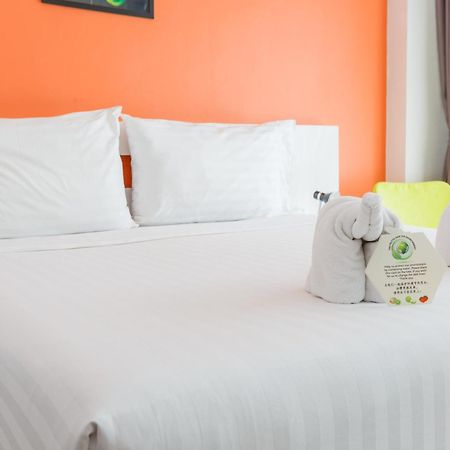 The Frutta Boutique Hotel Patong Екстериор снимка