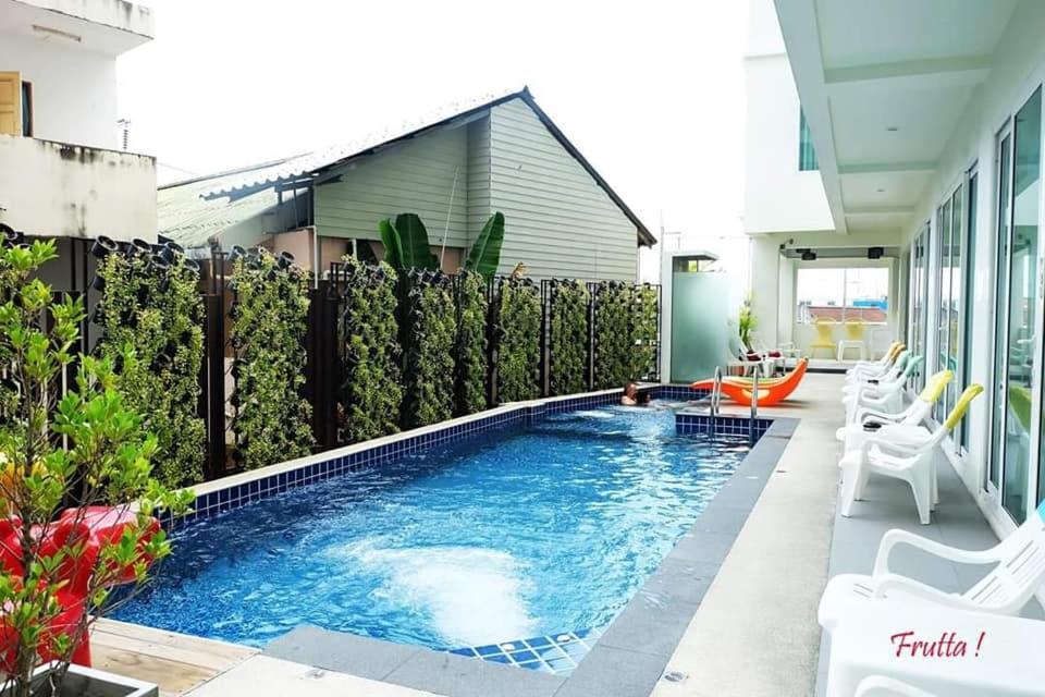 The Frutta Boutique Hotel Patong Екстериор снимка