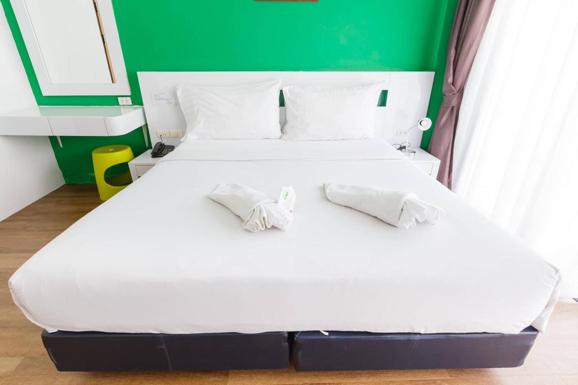 The Frutta Boutique Hotel Patong Екстериор снимка
