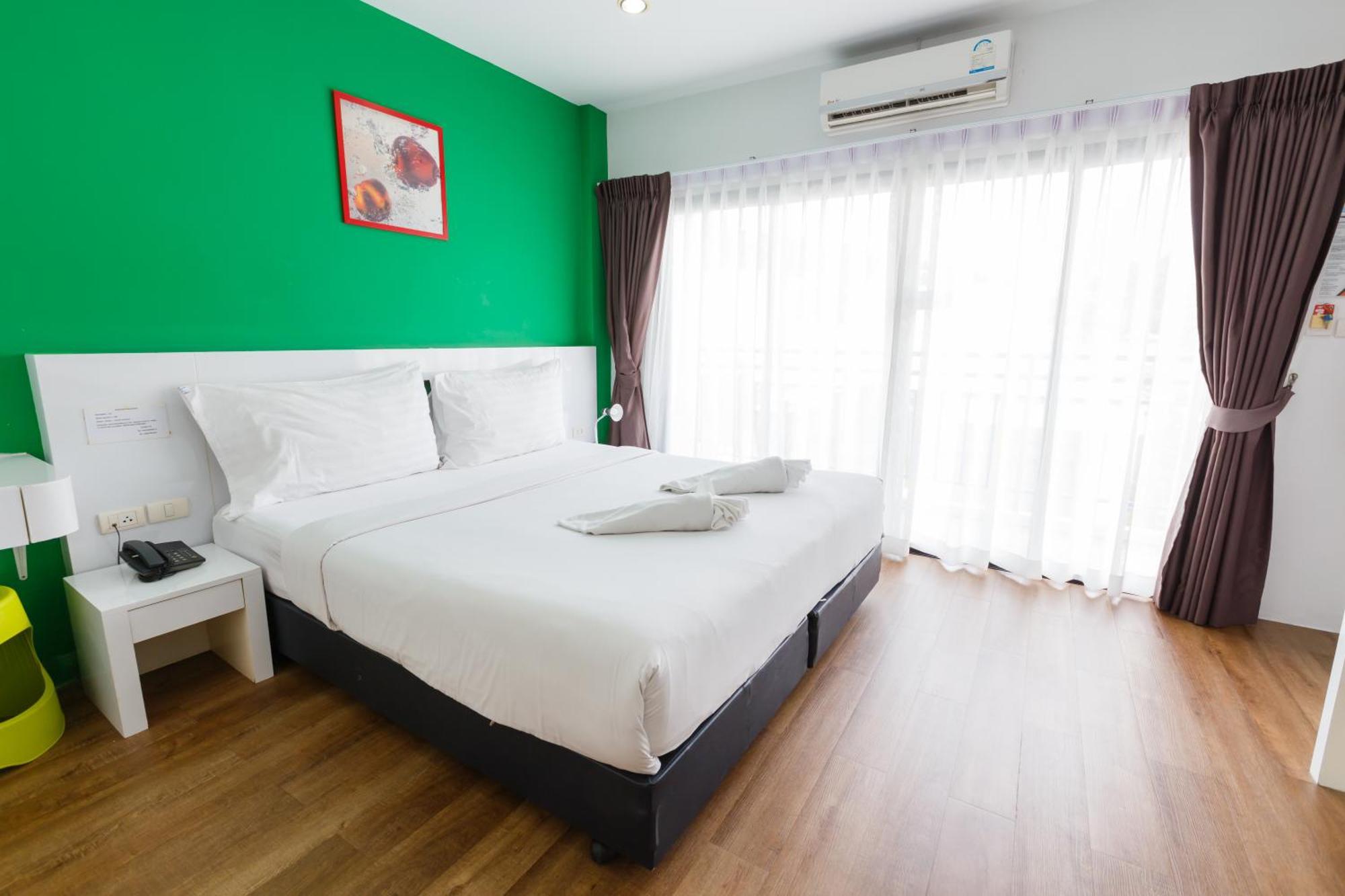 The Frutta Boutique Hotel Patong Екстериор снимка
